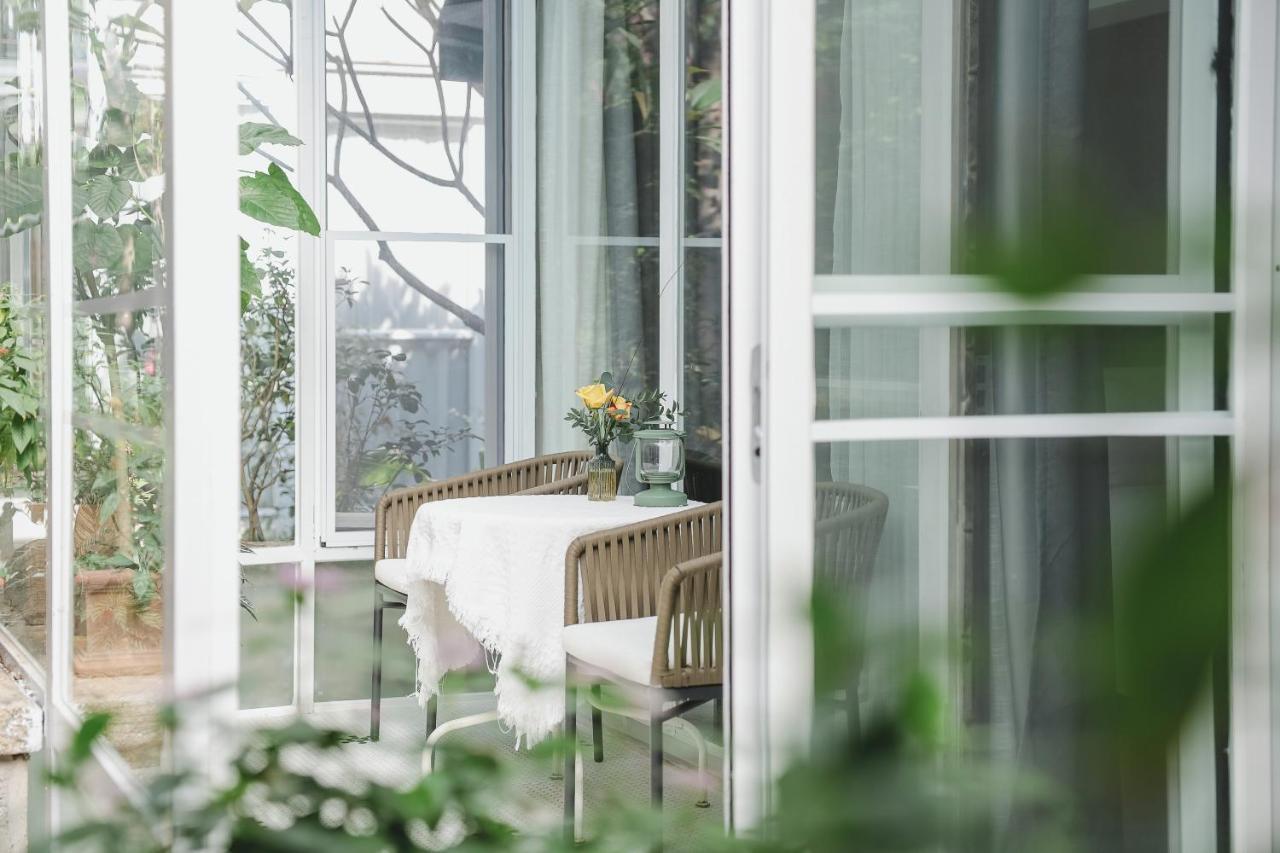 Shenzhen No'6 Garden Villa --French Window With Garden View,Close To Sea World &Shekou Ferry Port &K11 Ecoast &Subway Nearby ,Offer Western Food And Coffee &English Speaking With Tour Services Extérieur photo