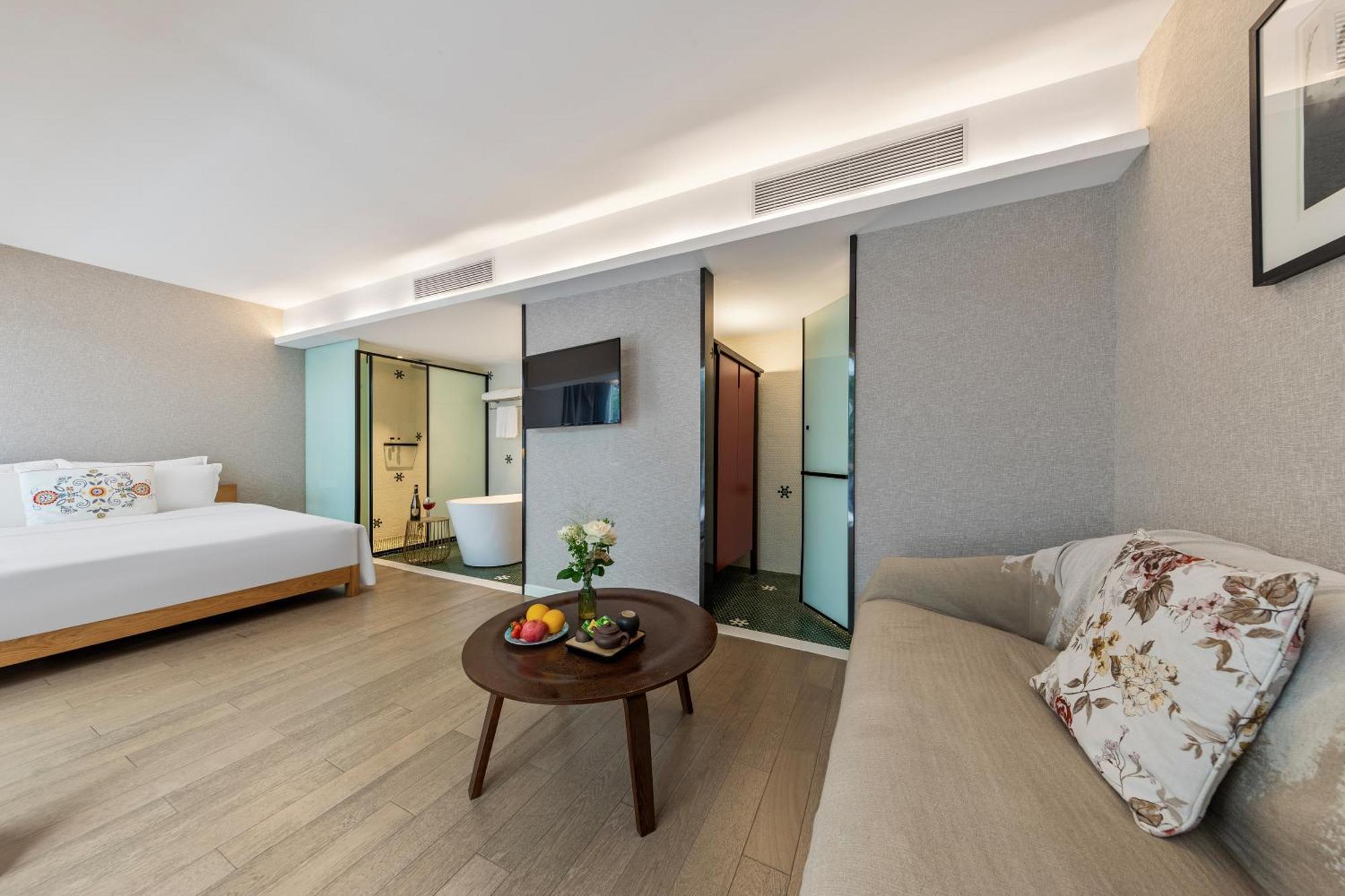 Shenzhen No'6 Garden Villa --French Window With Garden View,Close To Sea World &Shekou Ferry Port &K11 Ecoast &Subway Nearby ,Offer Western Food And Coffee &English Speaking With Tour Services Extérieur photo