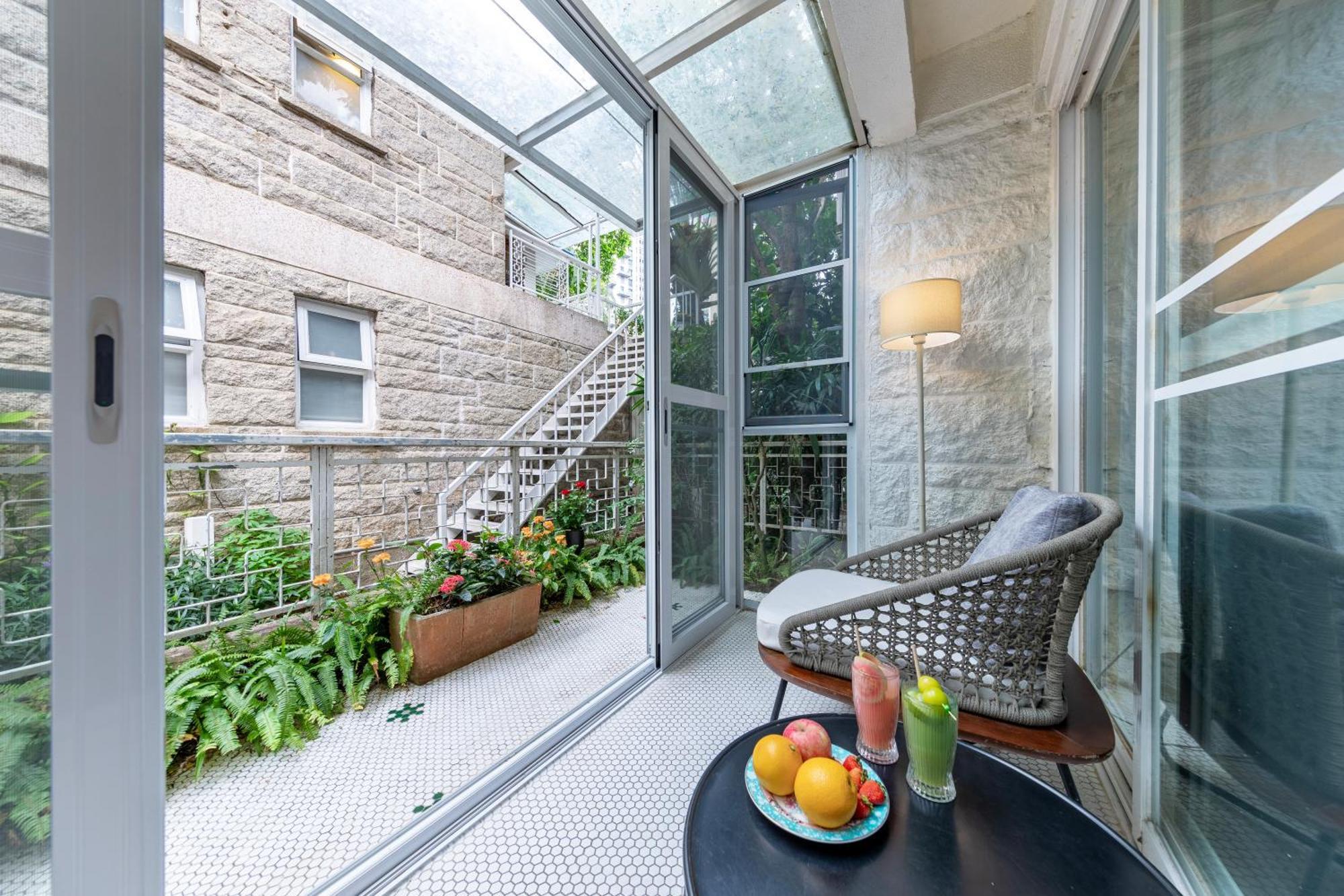 Shenzhen No'6 Garden Villa --French Window With Garden View,Close To Sea World &Shekou Ferry Port &K11 Ecoast &Subway Nearby ,Offer Western Food And Coffee &English Speaking With Tour Services Extérieur photo
